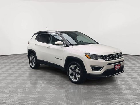 Used 2018 Jeep Compass Limited AWD/4WD image 29