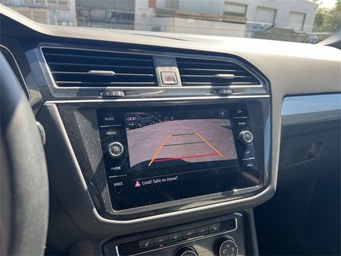 Used 2024 Volkswagen Tiguan S image 6