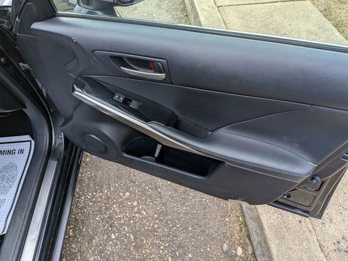 Used 2017 Lexus IS 300 AWD w/ Premium Package image 30