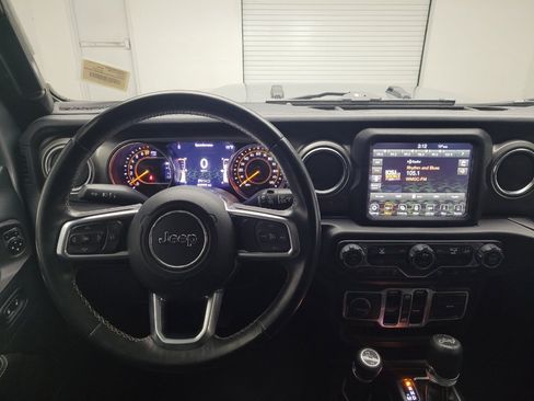 Used 2018 Jeep Wrangler Unlimited Sahara image 22