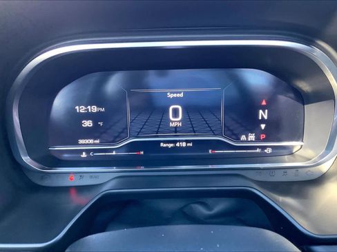 Used 2023 GMC Yukon XL AT4 w/ AT4 Premium Plus Package image 25