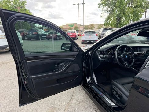 Used 2016 BMW 550i Sedan RWD image 9