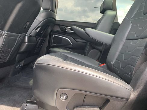 Used 2021 Kia Telluride SX w/ SX Prestige Package AWD/4WD image 23