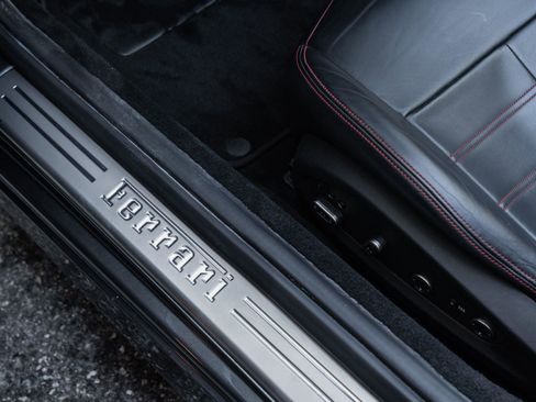 Used 2015 Ferrari California T image 35