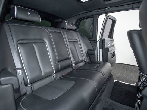 Used 2019 Rolls-Royce Cullinan AWD/4WD image 64