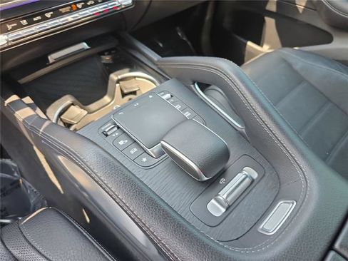 Certified 2023 Mercedes-Benz GLS 580 4MATIC image 31