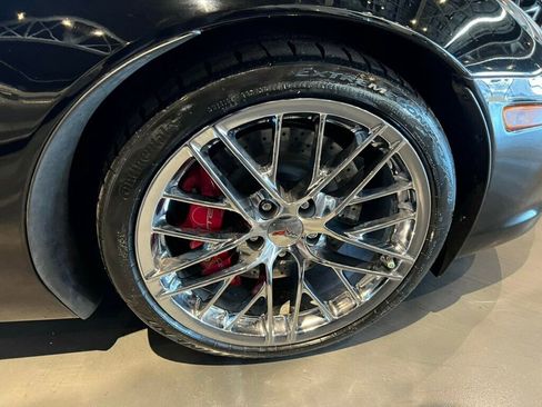 Used 2006 Chevrolet Corvette Z06 w/ Preferred Equipment Group image 25