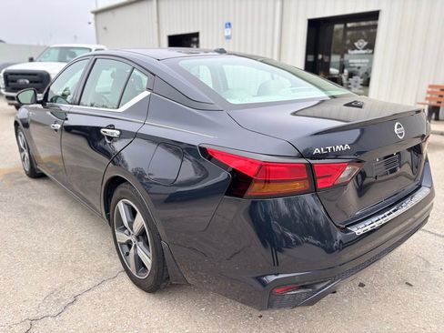 Used 2019 Nissan Altima 2.5 SL image 3