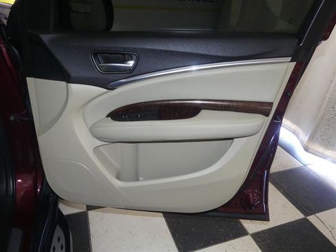 Used 2018 Acura MDX SH-AWD image 27