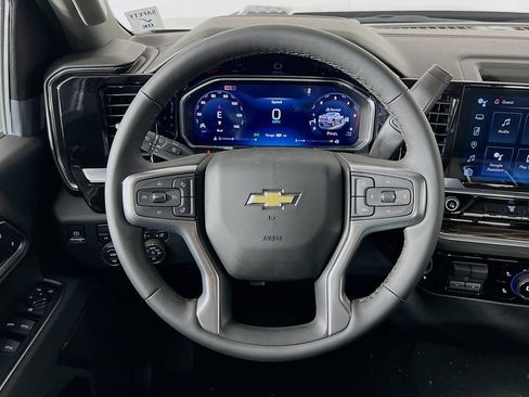 New 2026 Chevrolet Silverado 2500 LT w/ Leather Package AWD/4WD image 11