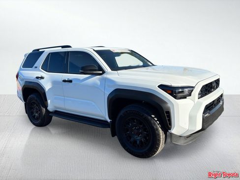 Certified 2025 Toyota 4Runner TRD Off-Road Premium AWD/4WD image 9