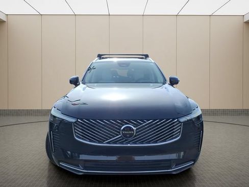 New 2026 Volvo XC90 B6 Ultra w/ Lounge Package AWD/4WD image 4