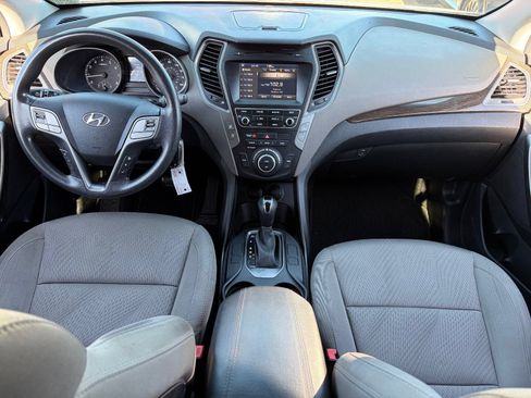 Used 2017 Hyundai Santa Fe Sport FWD image 16