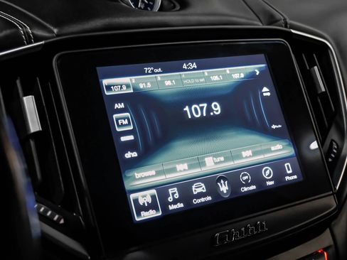 Used 2019 Maserati Ghibli S GranLusso AWD/4WD image 32