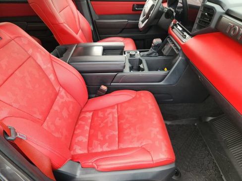 Used 2025 Toyota Tundra TRD Pro AWD/4WD image 11