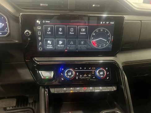 Used 2022 GMC Sierra 1500 AT4 w/ AT4 Preferred Package AWD/4WD image 25
