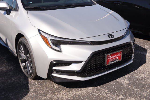 New 2027 Toyota Corolla SE FWD image 2