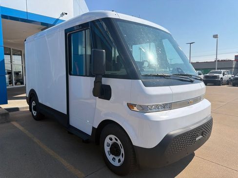 Used 2025 Chevrolet Brightdrop 400 w/ Power Door Package FWD image 3