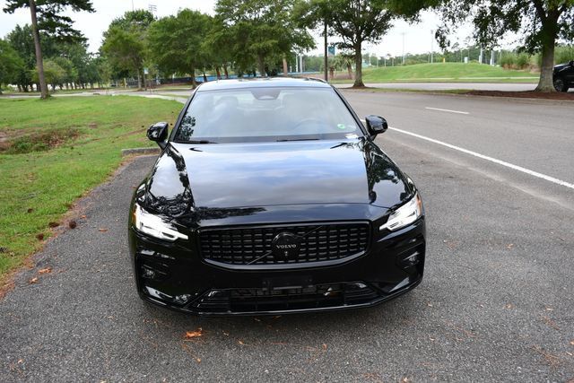 Used 2024 Volvo S60 B5 Plus w/ Climate Package AWD/4WD image 8