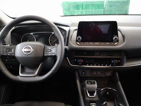 New 2026 Nissan Rogue SV w/ Cold Weather Package AWD/4WD image 13