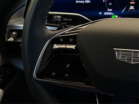 Used 2024 Cadillac Lyriq Luxury image 26