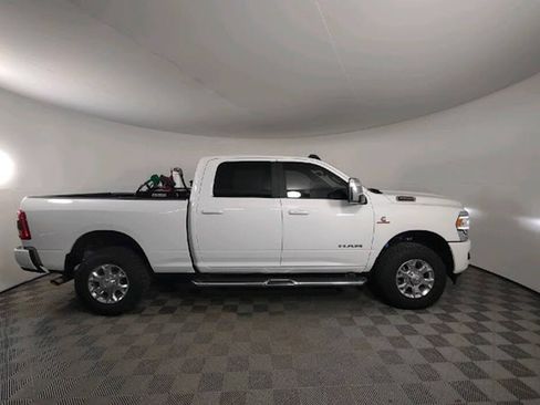 Used 2023 RAM 2500 Laramie AWD/4WD image 7