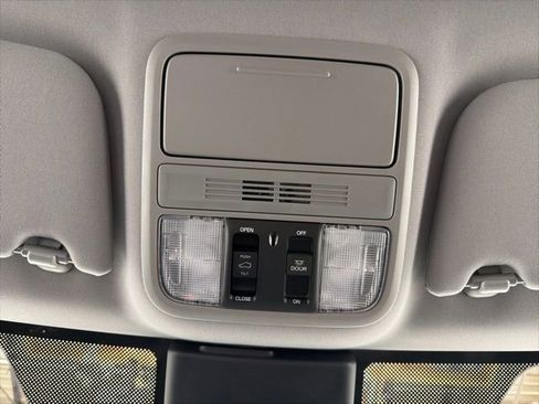 Used 2022 Honda Odyssey EX-L image 32