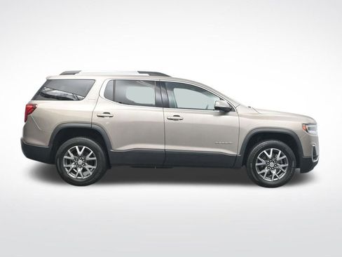 Used 2022 GMC Acadia SLE w/ Driver Convenience Package image 4