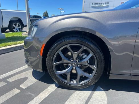 Used 2023 Chrysler 300 S RWD image 28