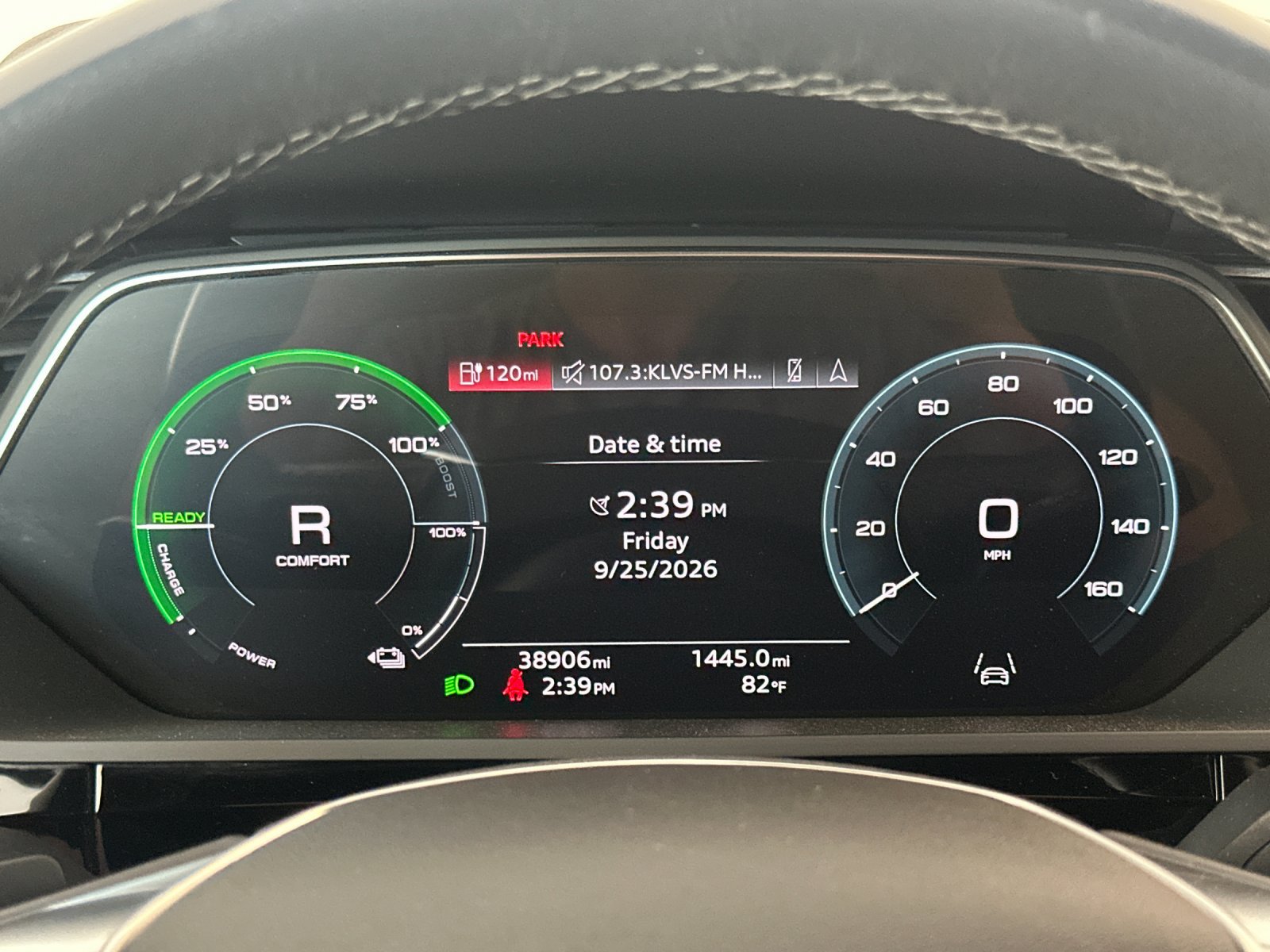 Used 2024 Audi Q8 e-tron Premium AWD/4WD image 24