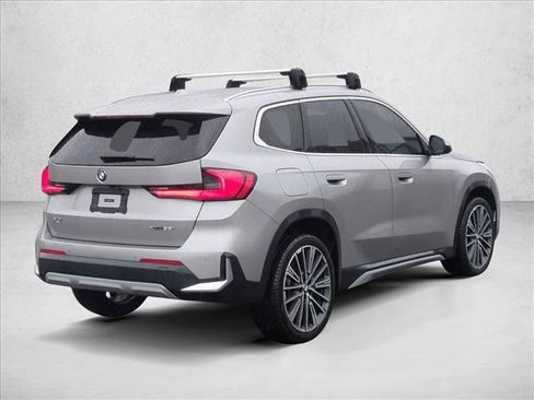 Used 2025 BMW X1 xDrive28i AWD/4WD image 5