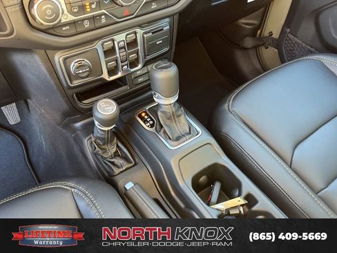 New 2026 Jeep Gladiator Sport AWD/4WD image 11