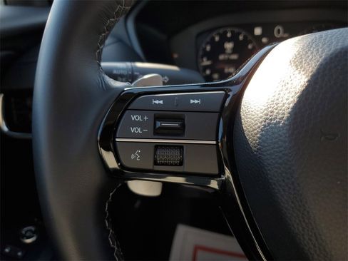 Certified 2025 Acura ADX AWD image 23