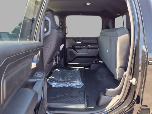 New 2026 RAM 1500 Express AWD/4WD image 21