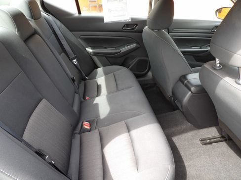 Used 2023 Nissan Altima 2.5 S FWD image 14