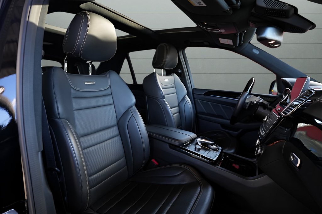 Used 2019 Mercedes-Benz GLE 63 AMG 4MATIC w/ Premium 3 Package image 35
