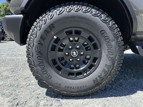 New 2026 Ford Bronco Outer Banks w/ Sasquatch Package AWD/4WD image 12