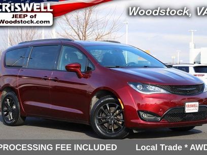Used 2020 Chrysler Pacifica Touring-L w/ Advanced Safetytec Group