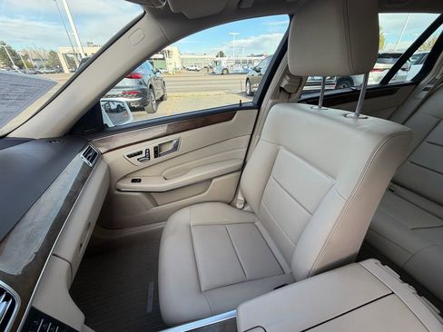 Used 2016 Mercedes-Benz E 350 4MATIC Wagon w/ Premium Package image 25