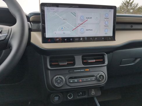 New 2026 Ford Maverick Lariat AWD/4WD image 9