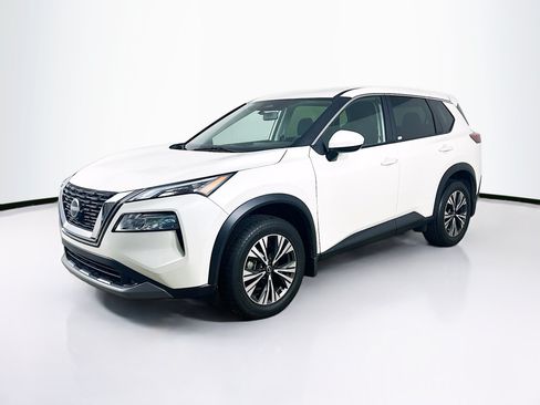 Used 2023 Nissan Rogue SV FWD image 3