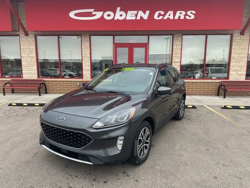 Used 2020 Ford Escape SEL image 1