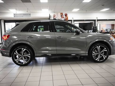 Used 2023 Audi Q3 2.0T Premium Plus w/ Premium Plus Package AWD/4WD image 5