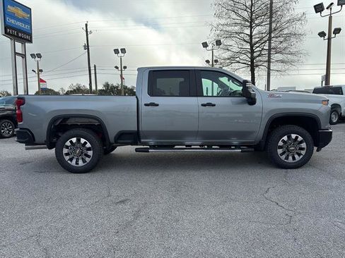 New 2026 Chevrolet Silverado 2500 Custom w/ Custom Value Package AWD/4WD image 8
