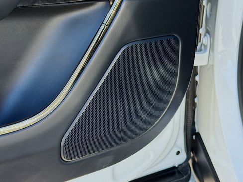 Used 2024 Land Rover Range Rover Sport SE image 25