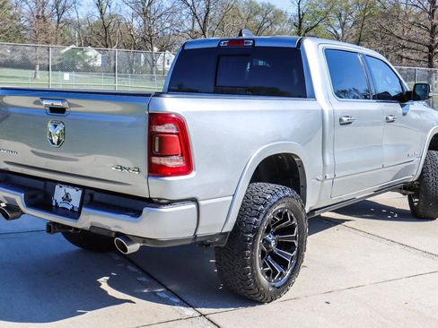 Used 2021 RAM 1500 Limited w/ Body Color Bumper Group image 17