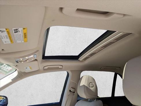 Certified 2025 Mercedes-Benz GLE 350 4MATIC image 19