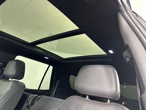 Used 2021 Chevrolet Tahoe LT w/ LT Signature Package image 12