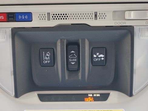 Used 2021 Subaru Forester Limited AWD/4WD image 21