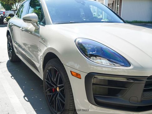 Used 2025 Porsche Macan GTS image 70